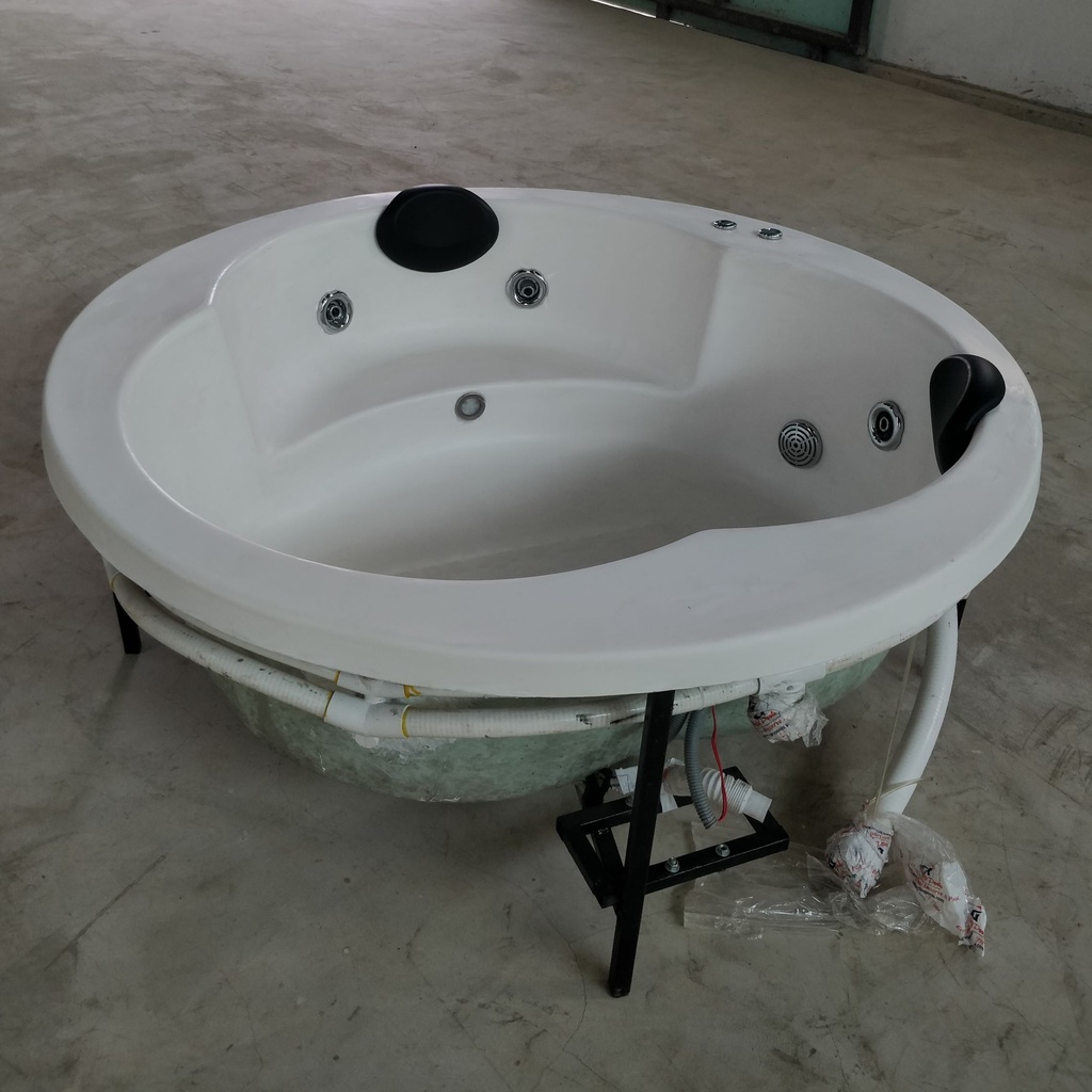 Hydrotherapy Tub 5ft Diameter and 6 Water Jets