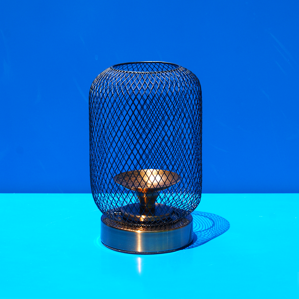 Iron Net Case Candle Stand